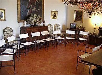 Borgo Castelvecchi Residenza Depoca Hotel 2*